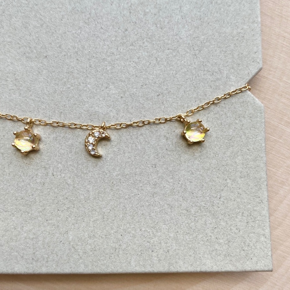 NWT Urban Outfitters Celestial Charm Bracelet Gold - Moon, Star, Glass Charms - Picture 5 of 15